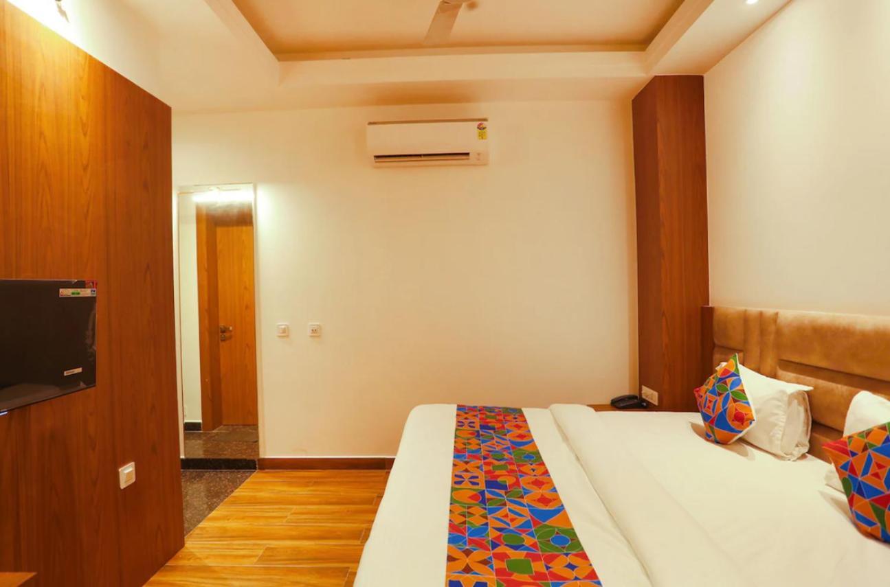 Hotel Swarn Bhoomi كانبور المظهر الخارجي الصورة